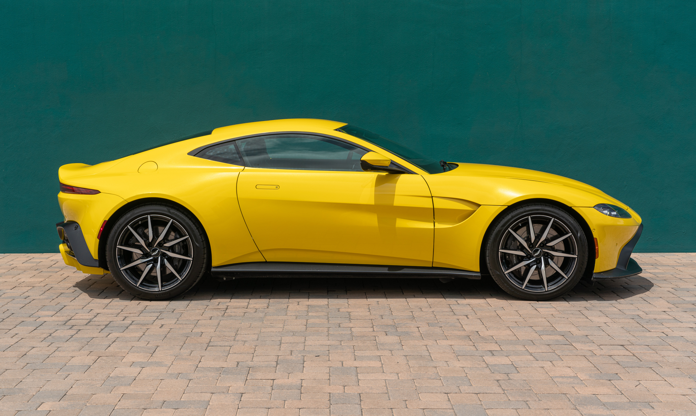 Used 2020 Aston Martin Vantage Base with VIN SCFSMGAW8LGN04964 for sale in San Diego, CA